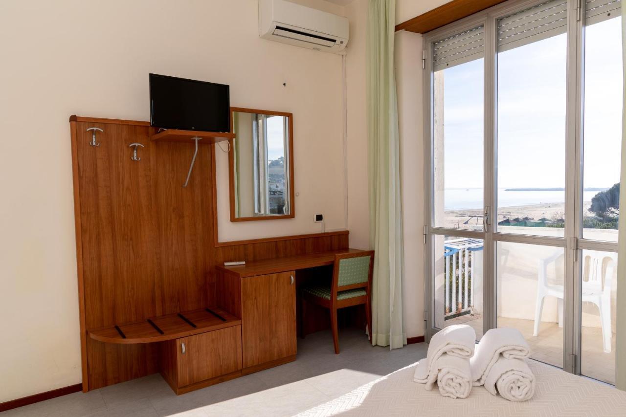 Hotel Royal Джуліанова Екстер'єр фото